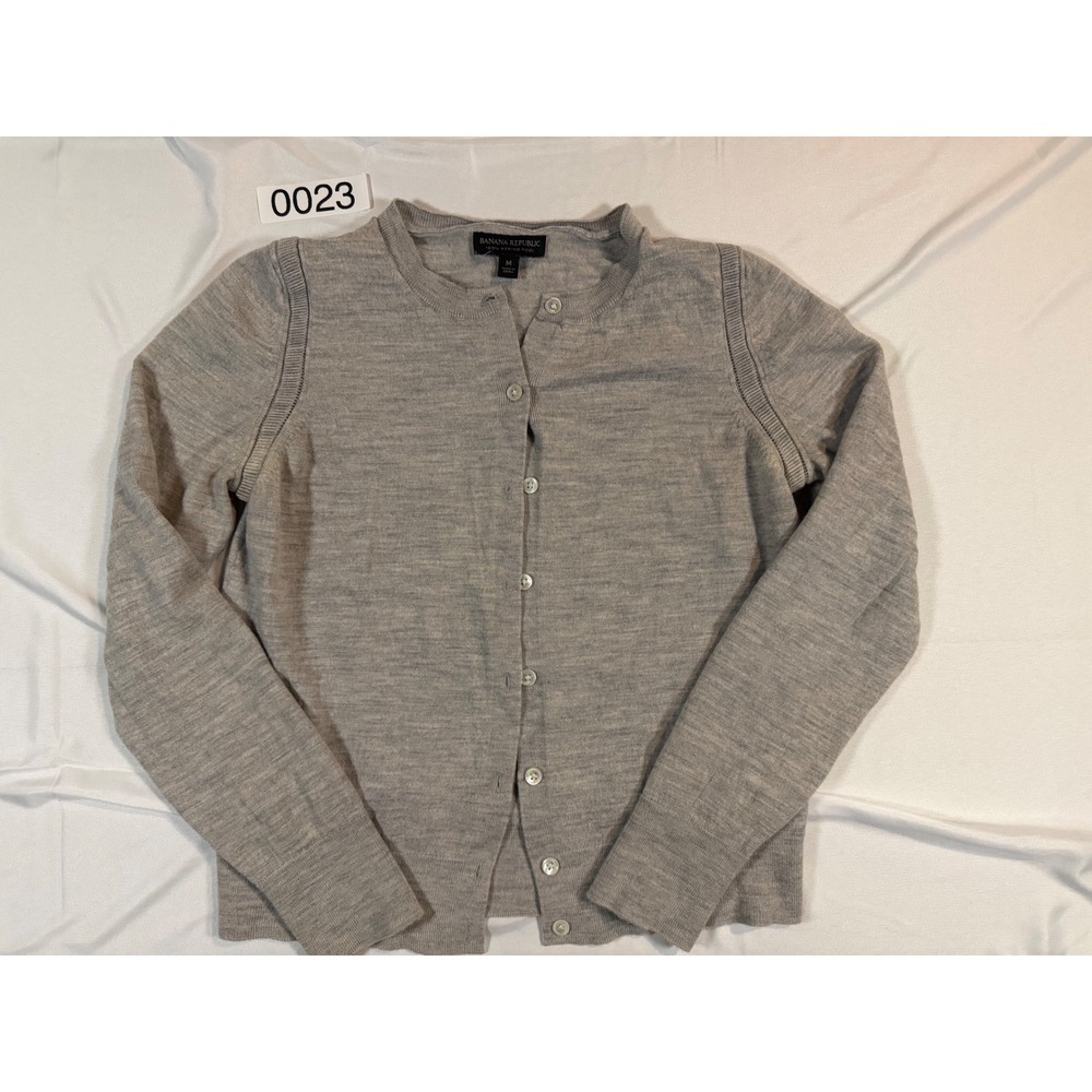 Banana Republic Womens Gray 100% Merino Wool Button Cardigan Sweater M